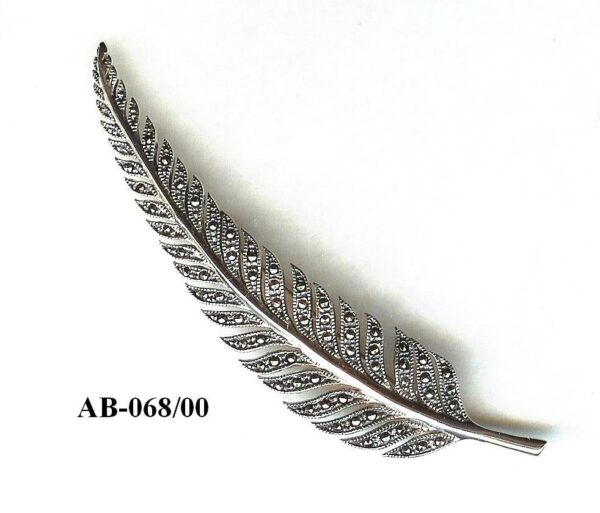 Broche Plata 1ª Ley (.925) con Marcasitas en forma de pluma.