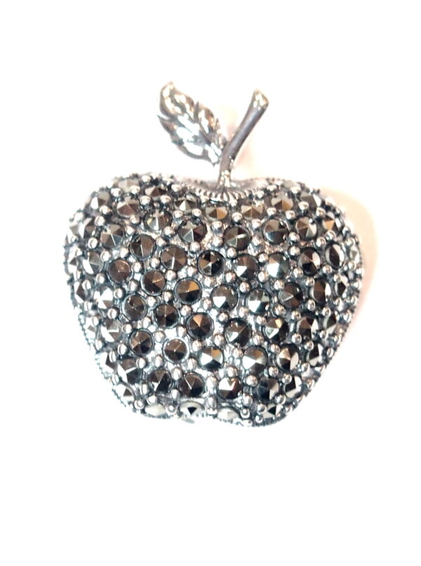 Broche Plata 1ª Ley (.925) con Marcasitas en forma de manzana. - Imagen 2