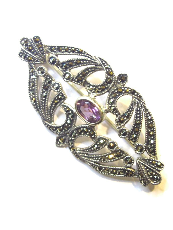 Broche Plata 1ª Ley (.925) con Marcasitas y Amatista de estilo Modernista.
