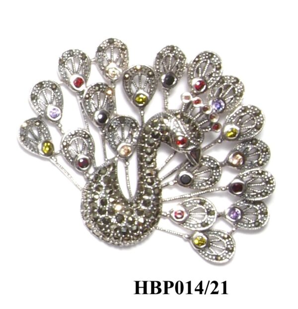 Colgante con pavo real en Plata de 1ª Ley con marcasitas y piedras de colores.