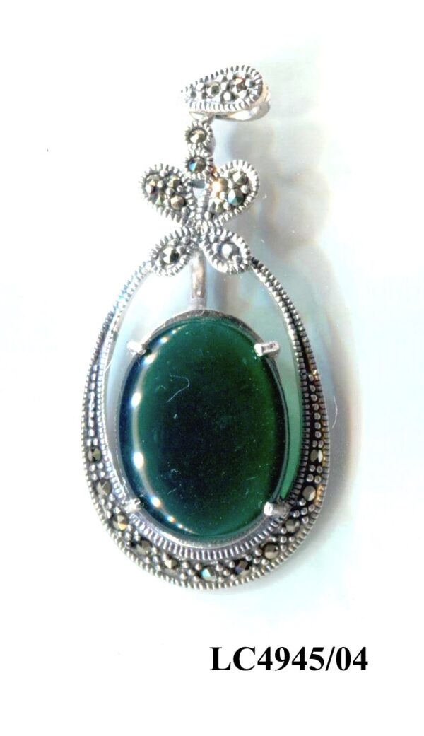 Colgante en Plata de 1ª Ley con marcasitas y ágata verde.