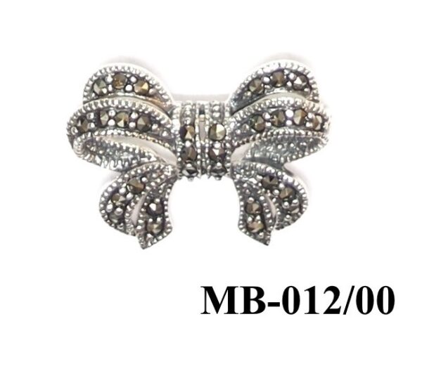 Broche en forma de lazo en Plata de 1ª Ley con marcasitas.