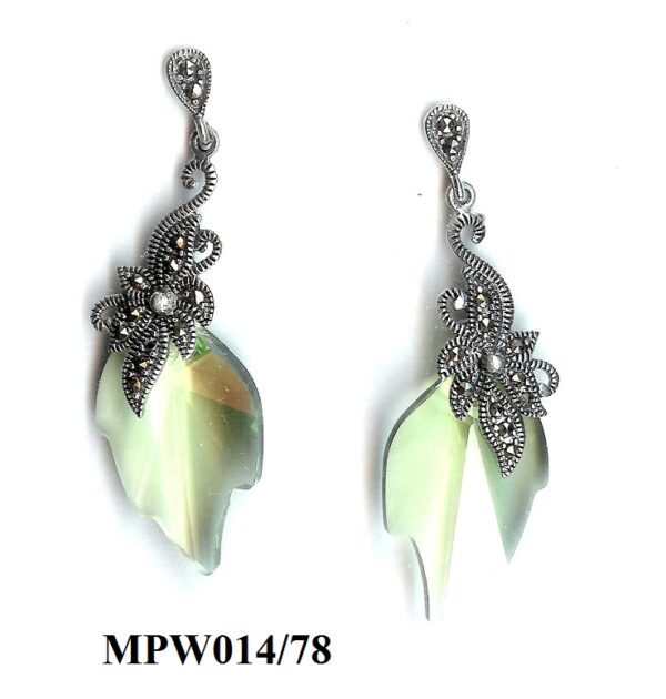 Pendientes con motivos vegetales en Plata de 1ª Ley (925) con marcasitas y Swarovski