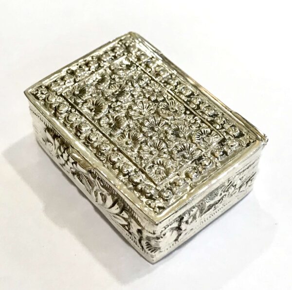 Caja pastillero de Plata (.925) estamado floral. - Imagen 2